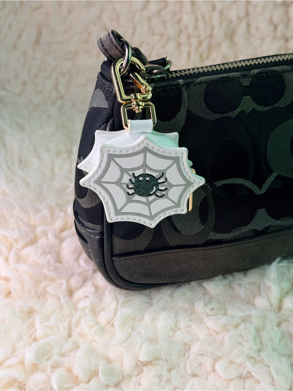 🕸️✨ Spooky NWT Spiderweb Mini Coin Purse Bag Charm / Micro Pouch Gold
